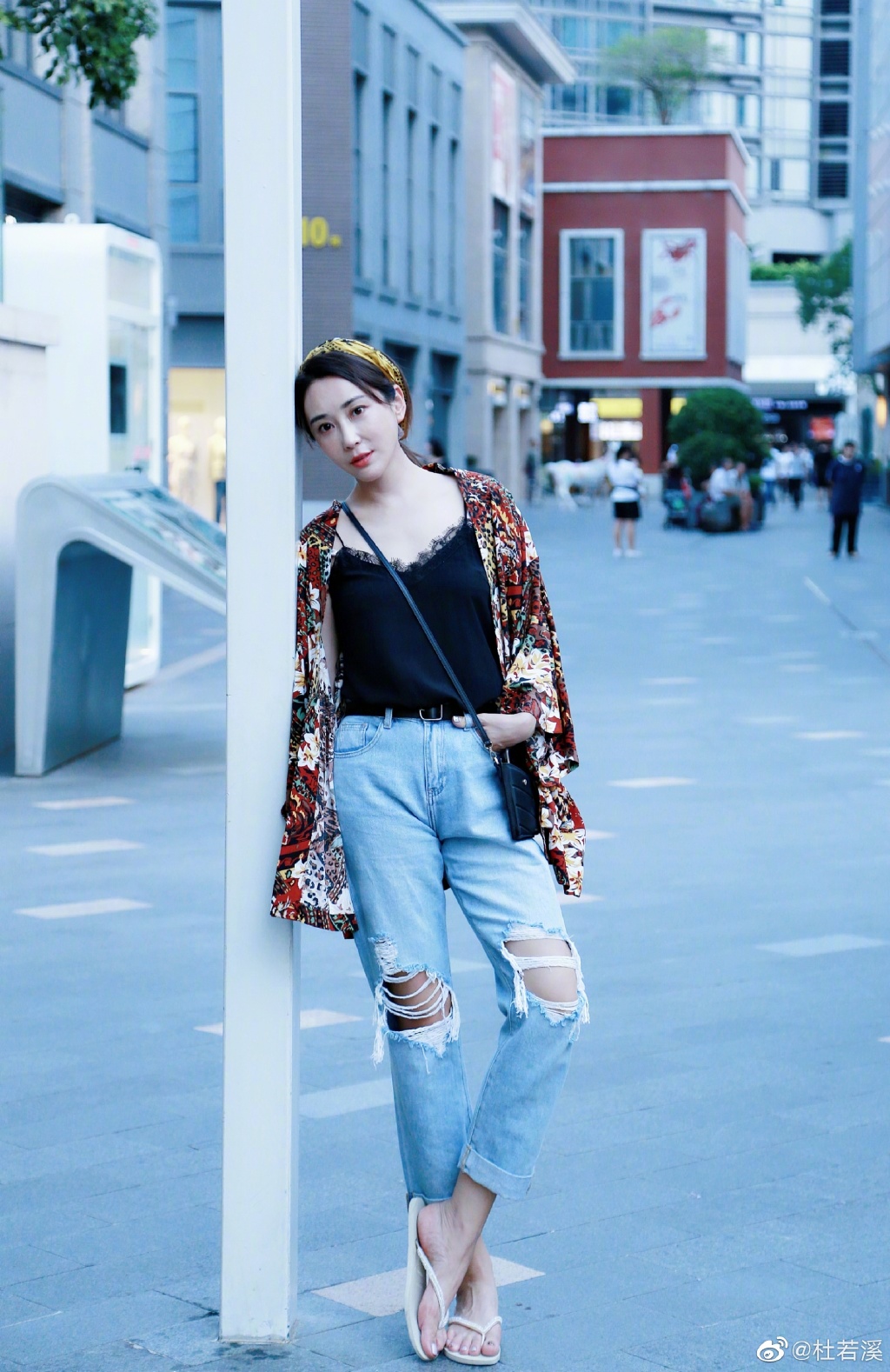 严屹宽|严屹宽那么帅，为什么不火？他与老婆，男神与迷妹之间的浪漫相遇