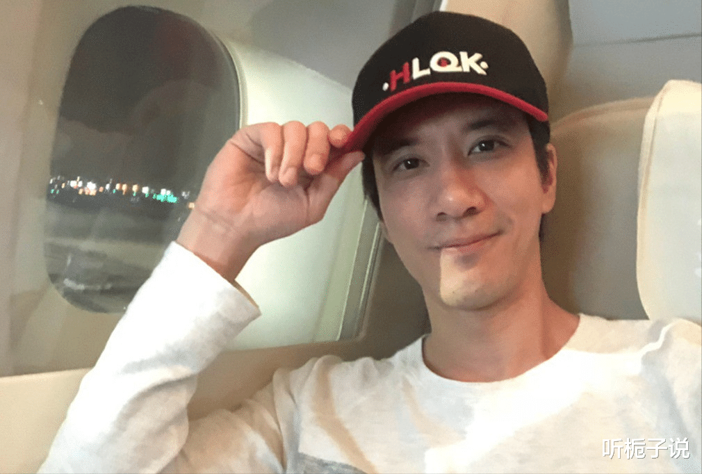 王力宏|45岁王力宏近照曝光，打扮随意胡子拉碴，与同龄人相比略显沧桑