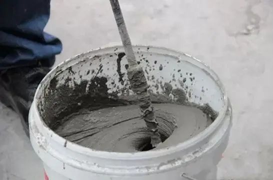 为什么德国铺砖都用瓷砖胶,中国却火不起来?听完才知该选哪种了