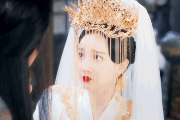 陈小纭|杨幂官宣喜讯后，遭陈小纭手撕爆料：好狠一女的！