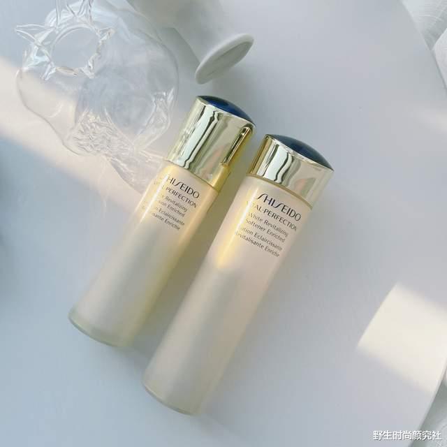 保湿|奔三奔四的女人，冬季选水乳想要保湿又抗老，看准这4款