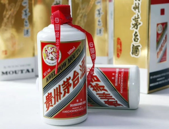 思思夜话 待客送礼，切记别选“这3种”白酒，不然可不是丢面子那么简单！