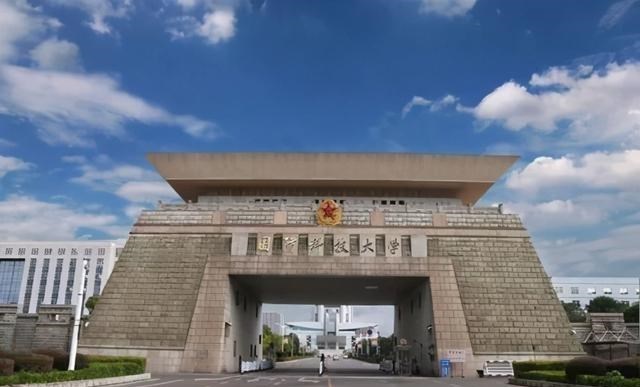 依科育儿吧|江西考生648分报国防科大，政审通过以为胜券在握，不料却遭退档