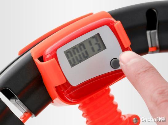 呼啦圈|英国女生从192斤瘦到116斤，用时不到一年，靠转呼啦圈成女神