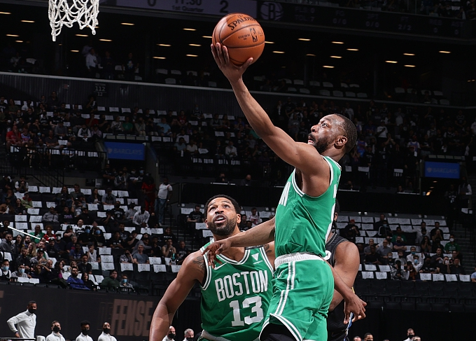 篮网队|一场比赛3个扣篮！为了加盟篮网夺冠，全联盟都被你骗了