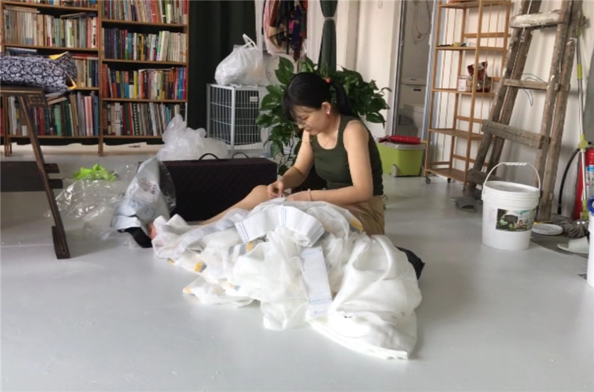 氯乙烯|杭州姑娘为省钱，自己动手改造89㎡毛坯房，入住半年越住越惬意