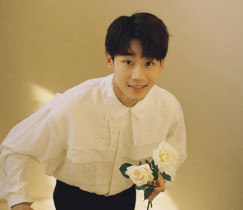 汪涵|《天天向上》公开新阵容，汪涵齐思钧双主持，唯一女生是97年的她