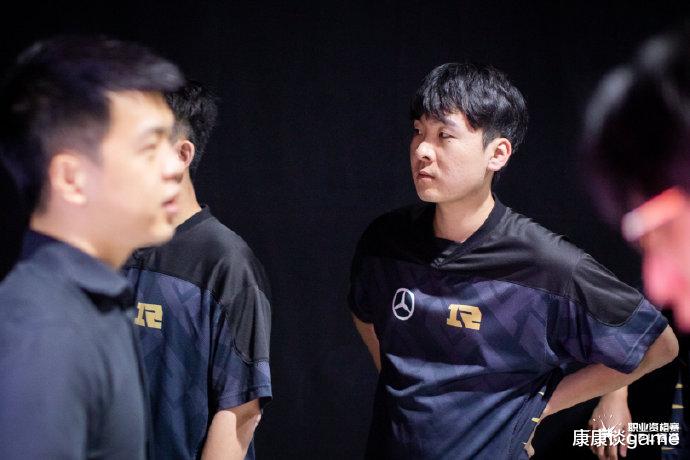 手机游戏|英雄联盟手游热度飙升，资格赛竞争激烈！OMG成公认天花板？