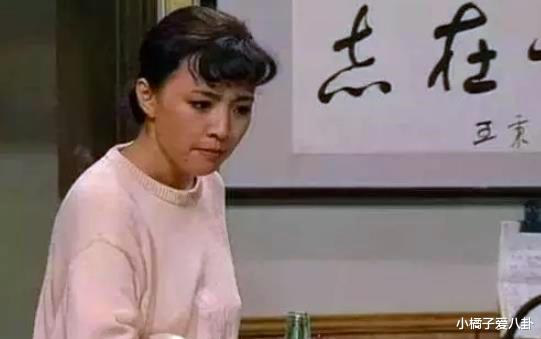 宋丹丹|宋丹丹曾劝小花们不要整容，称脸一僵，什么都没了：杨紫和干女儿偏偏不听