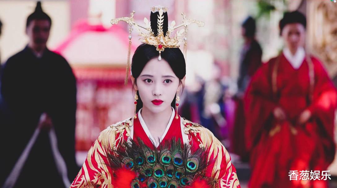 蒋勤勤|嫁衣红妆不是谁都能穿，这9位女星告诉你，啥叫看一眼就想抱回家