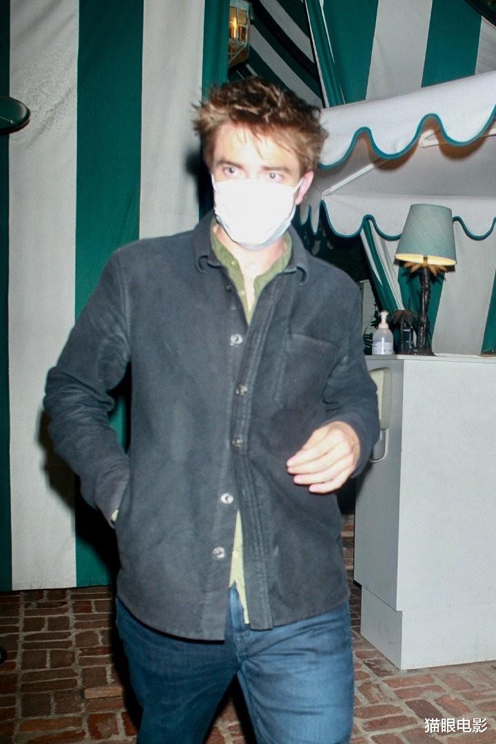 漫威|蜘蛛侠蝙蝠侠罕见同框！DC漫威梦幻联动，罗伯特与荷兰弟亲密同行