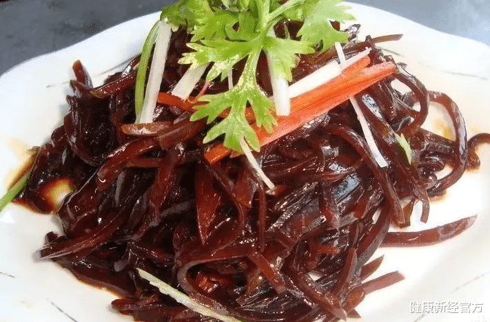 肝癌|25岁小伙每天坚持早起,查出肝癌,医生:早起后常吃1“蔬菜”犹如“自残”