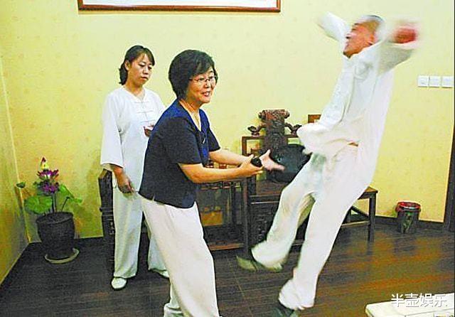 马保国|2021网红大盘点：有带给我们欢乐的小丑，也有让人气愤的小人！