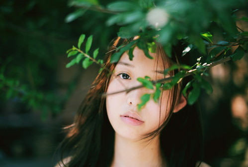 呼延子怡|水无源树无根，偏财入婚宫临驿马，还能遇到深情不辜负的婚姻吗？