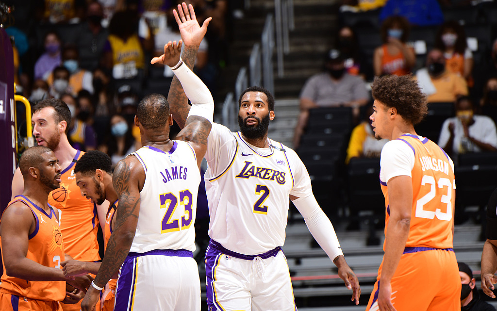 湖人隊|末節11分，苦戰38分鐘！詹姆斯盡力了，湖人輸球還有壞消息