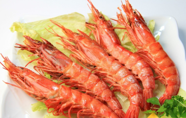 甲状腺|夫妻两人喉咙发炎，确诊癌症，医生：炒菜爱放1物，钢铸的甲状腺也抗不住