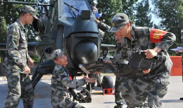 糯妈育儿经|巾帼不让须眉，女大学生登上新闻联播，惊鸿一瞥惊艳1.2亿国人