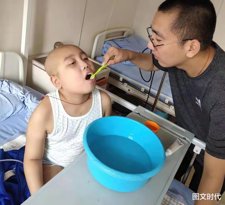 图文时代 小伙毁掉婚约娶青梅竹马的姑娘，谁料生下儿子却出事了：我不后悔