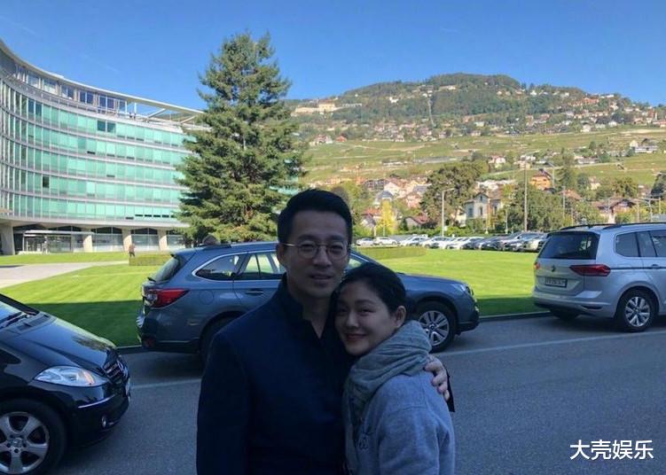 汪小菲|汪小菲十年飞700趟？大S妈妈：我们的皮肤不适应大陆的环境