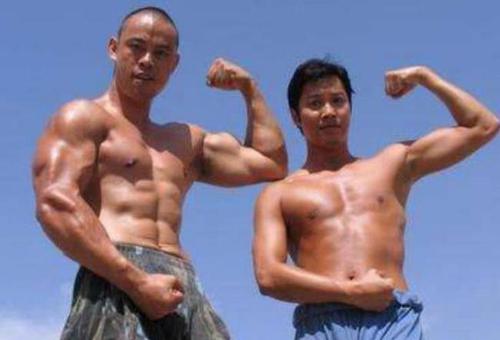 成龙|他曾是金牌运动员，他妻子的颜值是亮点！进入娱乐圈后被成龙捧红！