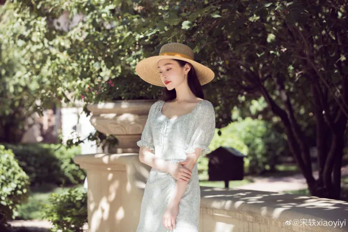 宋轶|郭麒麟当众表白大7岁女孩：多希望你就是德云社少夫人