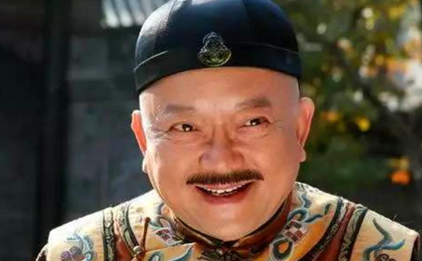 翡翠|王刚住所曝光，竟是价值上亿的四合院？家中古玩玉器翡翠收藏晃眼