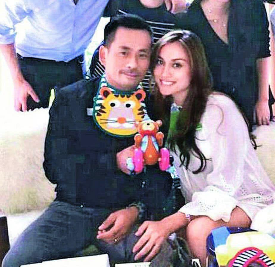 衣帽间|洗米嫂衣帽间曝光，壕无人性，难怪“抢米大战”那么激烈