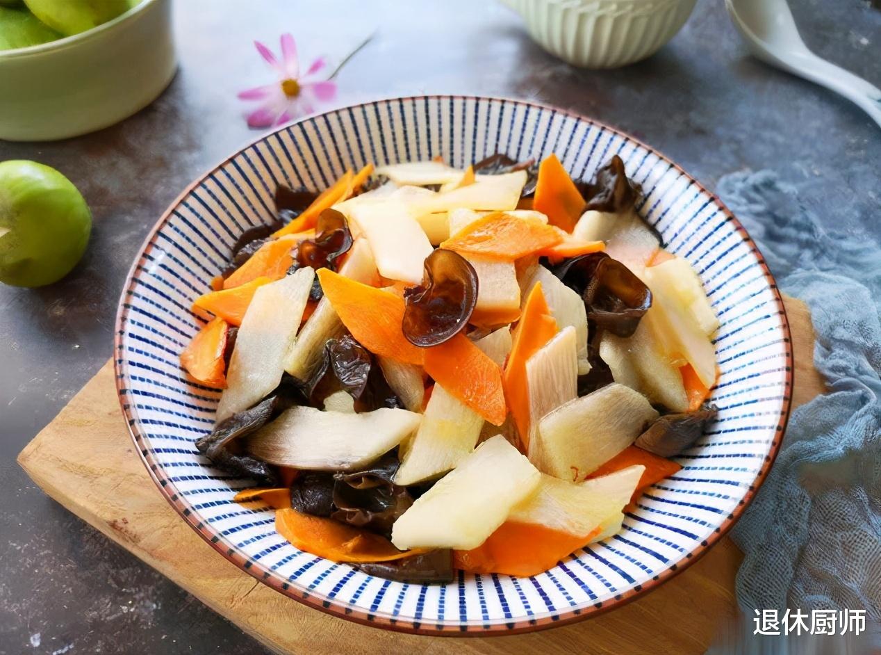 |山药和它是绝配，简单一炒很鲜美，常吃排宿便，不知不觉就瘦了