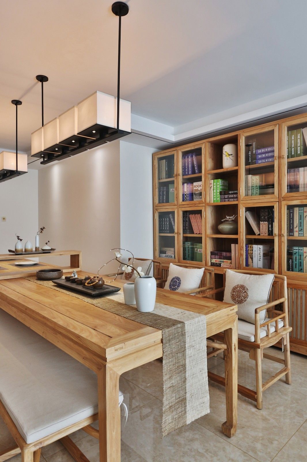 160平的中式风格，深浅搭配的中国风，打造新中式的家居