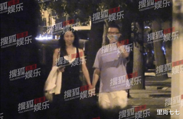 孙红雷|孙红雷怎么把老婆养成这样！胖一圈脸比他还圆，穿衣性感惹他偷瞄