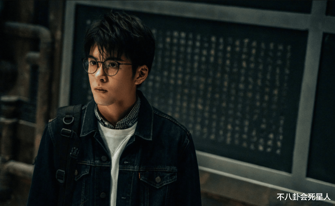 赵露思|媒体曝艺人黑榜：王一博恐崩图？赵露思两副面孔，袁冰妍架子大