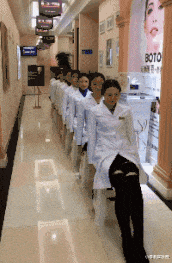 |“怕老婆冷，我把空调关了！”这床还能要吗？哈哈哈