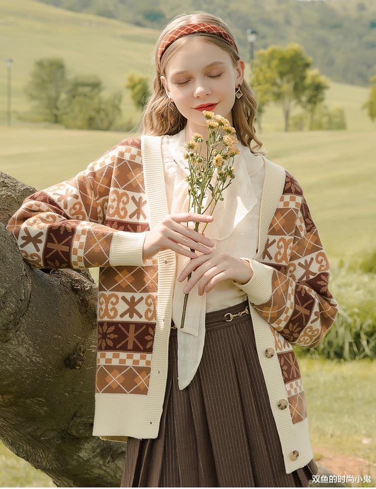 双鱼的时尚小鬼|秋冬复古慵懒风针织开衫毛衣合集,法式复古高级感针织开衫分享