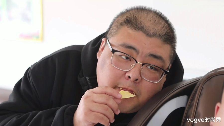 吴京|网红泡泡龙离世后，网友想起敬汉卿，被称为“死神之子”的男人