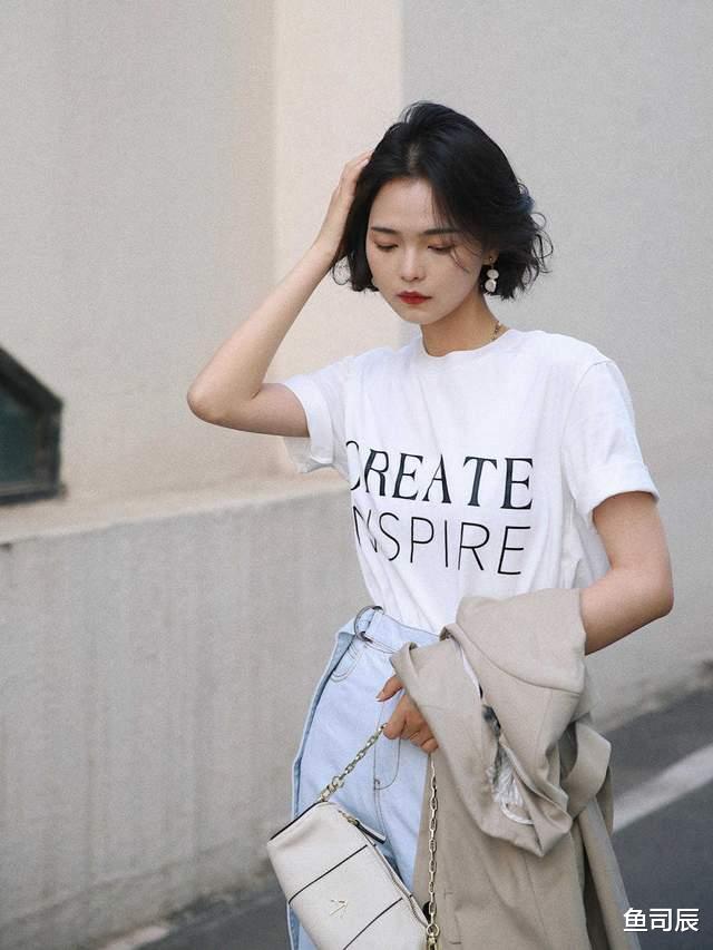 鱼司辰|果然，西服外套还是配“牛仔裤”才洋气，显高显瘦，关键还耐看