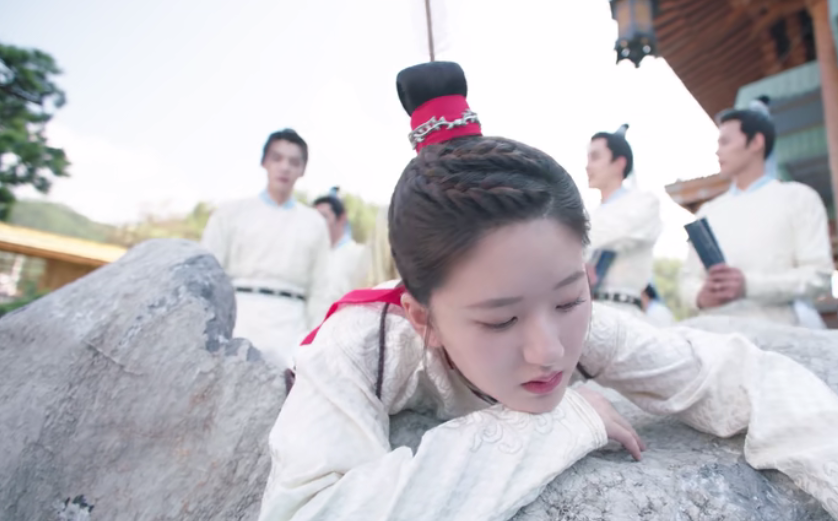 赵露思|开播仅2天，热度就冲到全网Top3，赵露思这回又抓到“王炸”了？