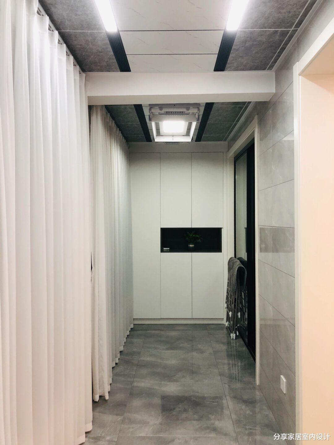 分享家居室内设计|现代简约风格的新房，一进屋就被迷住，三代同堂生活在一起真幸福