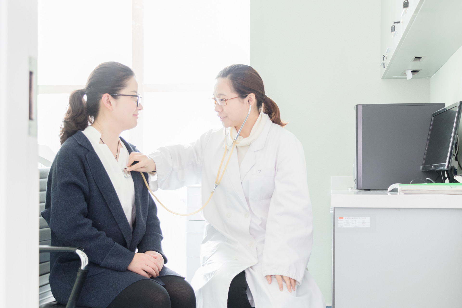 菁妈育儿|男孩催父母二胎：顺其自然半年了，爸爸无奈的保证：这个月就怀