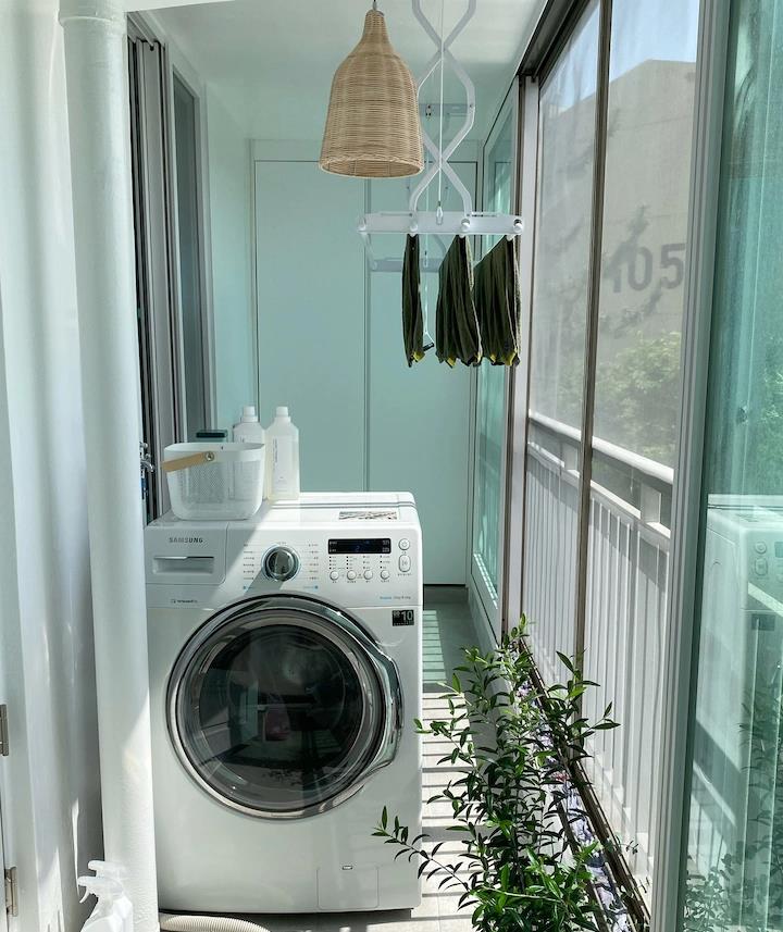 32岁的姑娘我行我素，独自买装小家，69平顶楼无公摊！很实惠