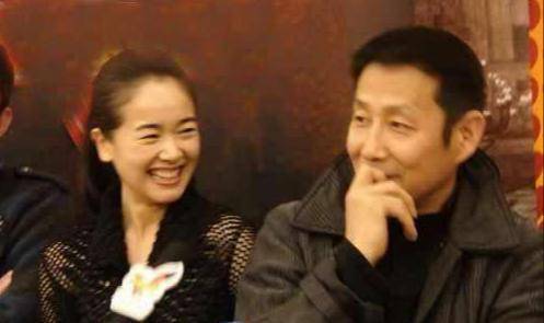 左小青|44岁左小青与鲜肉过夜疑恋情曝光! 傍百亿富豪和姜文孙红雷传绯闻