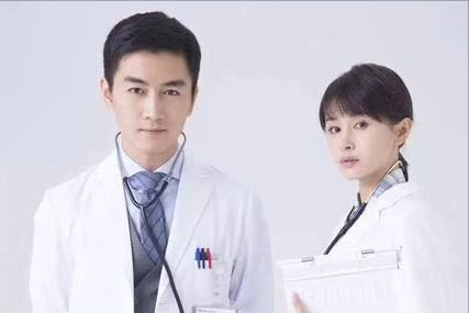 王子文|王子文未婚生子，爸爸不是娱乐圈大佬，最有可能是他