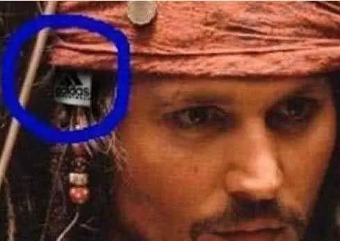 二维码|笑出内伤的穿帮镜头，古代惊现二维码，黑崎一护还参加了战争？