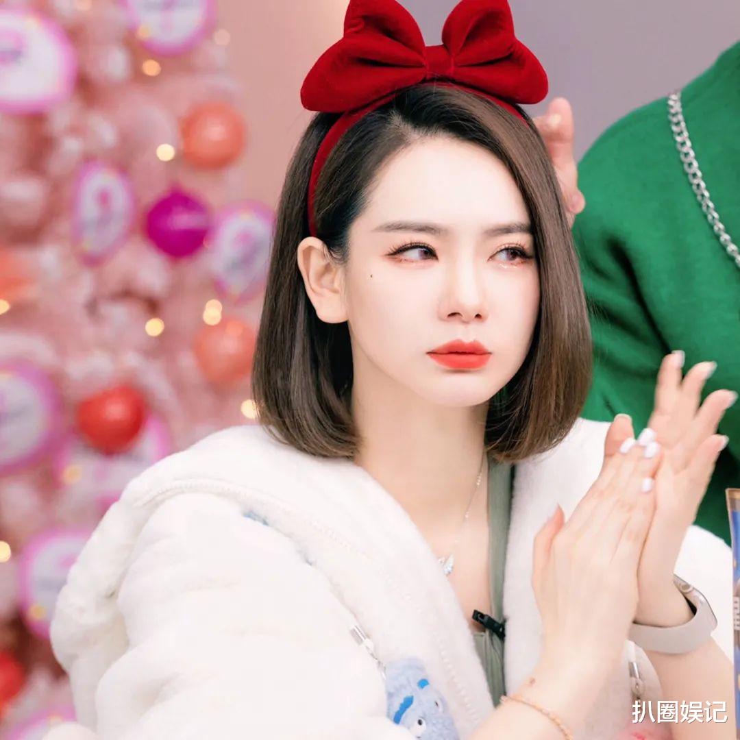 街拍|《七根凶简》唐人有份投资，公司现在指定了自家人韩东君当男主