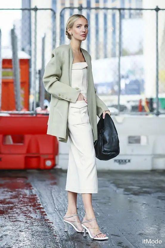 itMode 西服+裙子=入秋超火混搭套路,好看爆了!