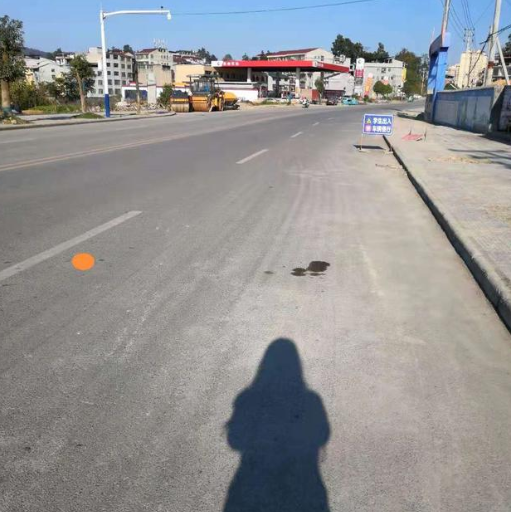 中国网教育 十岁男孩救倒地老人反被讹？官方认定：男孩负事故全部责任