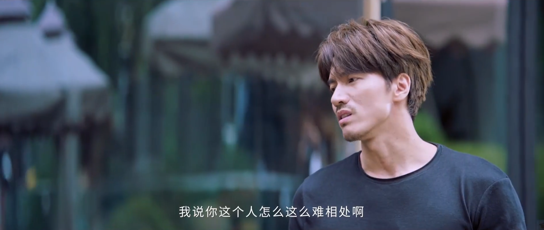 任素汐|《有一点动心》被批三观不正，10位明星出演，日票房不足8万