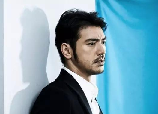 嗨嗨子娱乐 金城武:现在每年过年亲戚聚会都不会去,跟我吃饭他们会不高兴