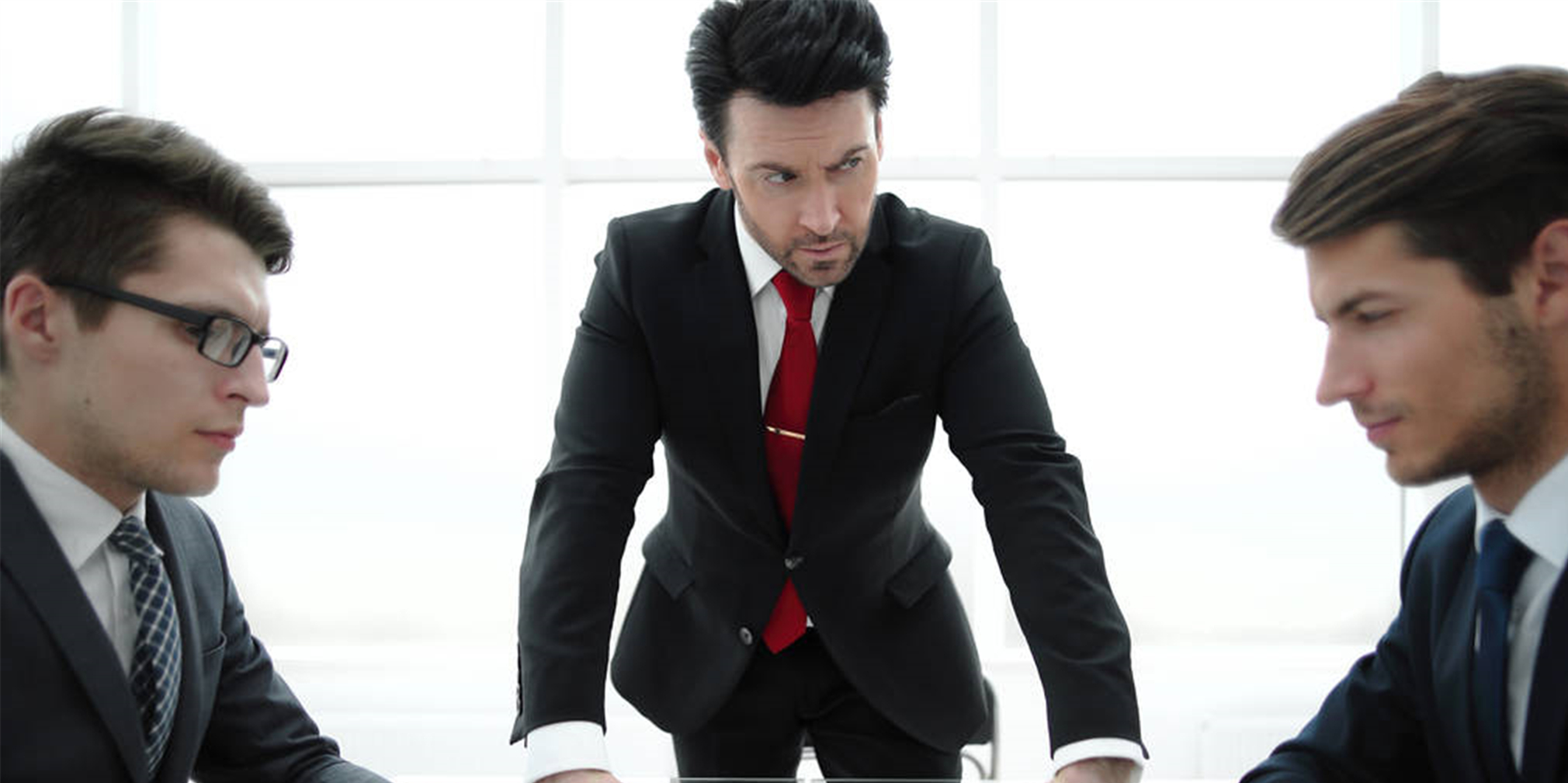 |领导提拔下属的潜规则，如果你一直得不到提升，那一定要把他记下来，不然你再努力工作都很难得到提拔