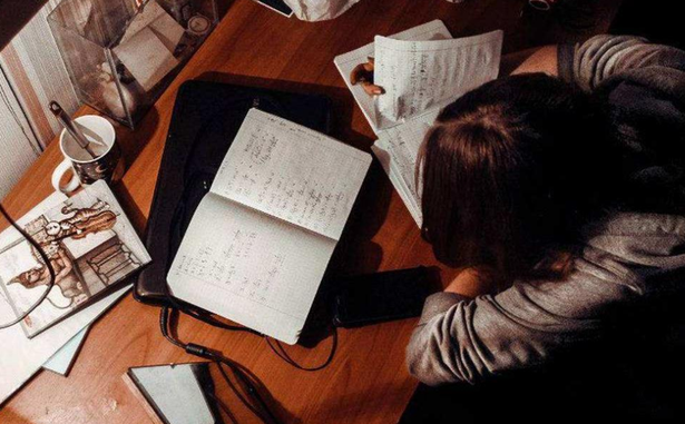 医生|?16岁女生被母亲传染HPV,医生:太无知!这东西也敢给女儿用?