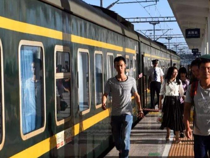 4年前,28岁乌克兰美女远嫁40岁河南外卖大叔,如今怎样了?